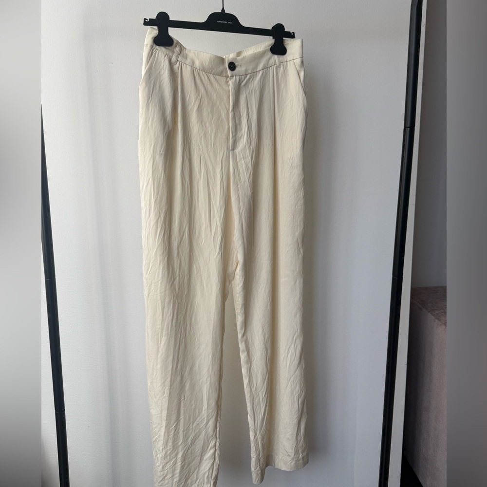 ZARA Flowy Trousers - Picture 3 of 7